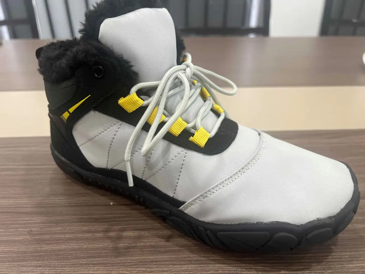 Winter Plush Boots Barefoot Snow Boots Non Slip Wide Toe Box Barefoot Shoes Waterproof Outdoor Trekking Shoes for Hiking Walking