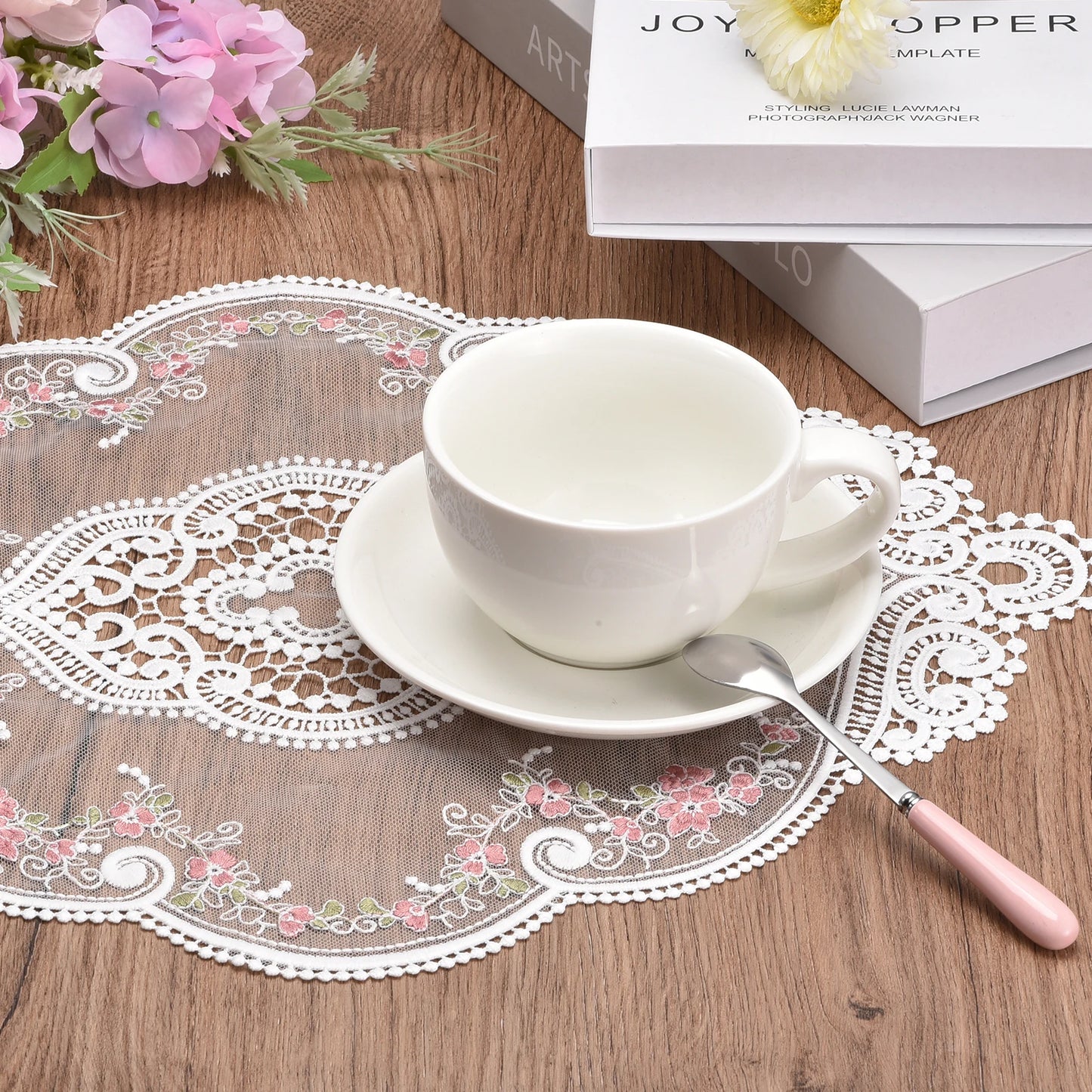 Retro Lace Placemat 12x17-in Oval Embroidered Table Place Mats French Crochet Doilies Coasters Cup Mat for Home Wedding
