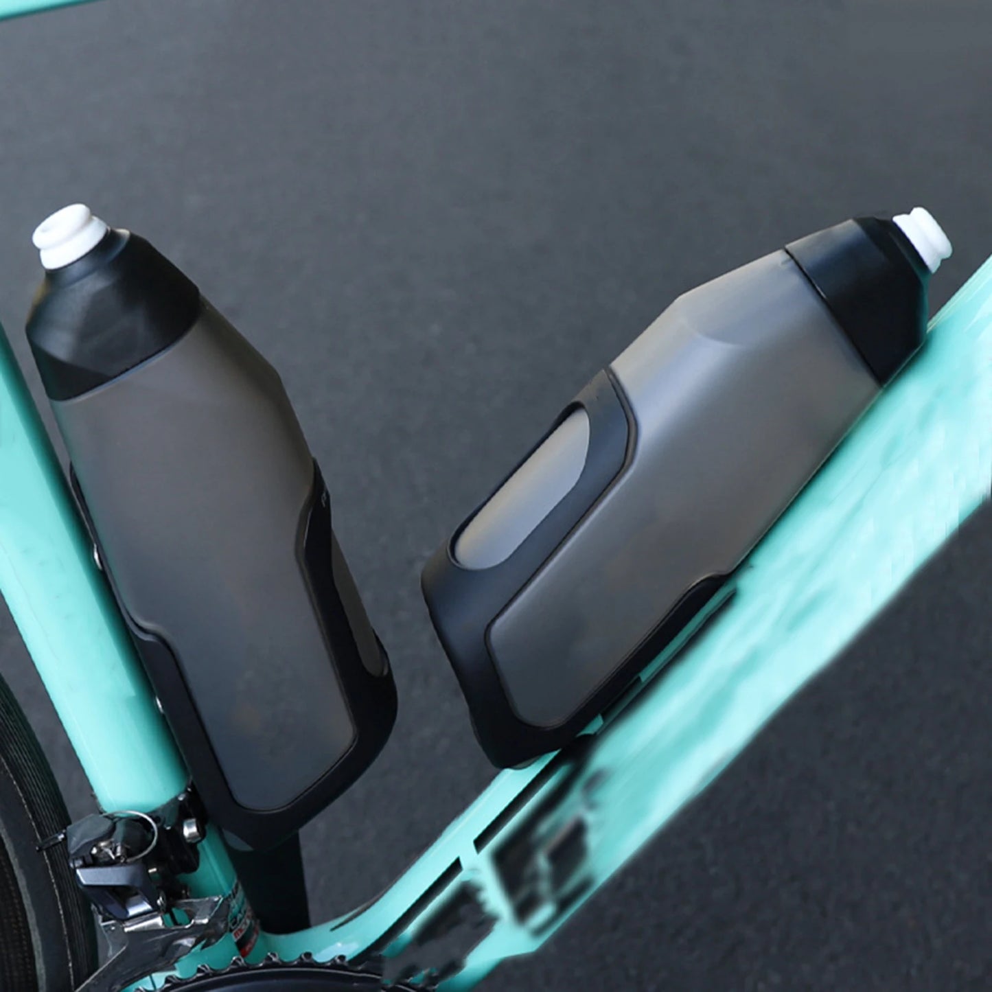 Bicycle Aerodynamic Water Bottle Bracket Set 600ml Bike Water Bottle Bicycle Water Bottle for Cycling & Sports