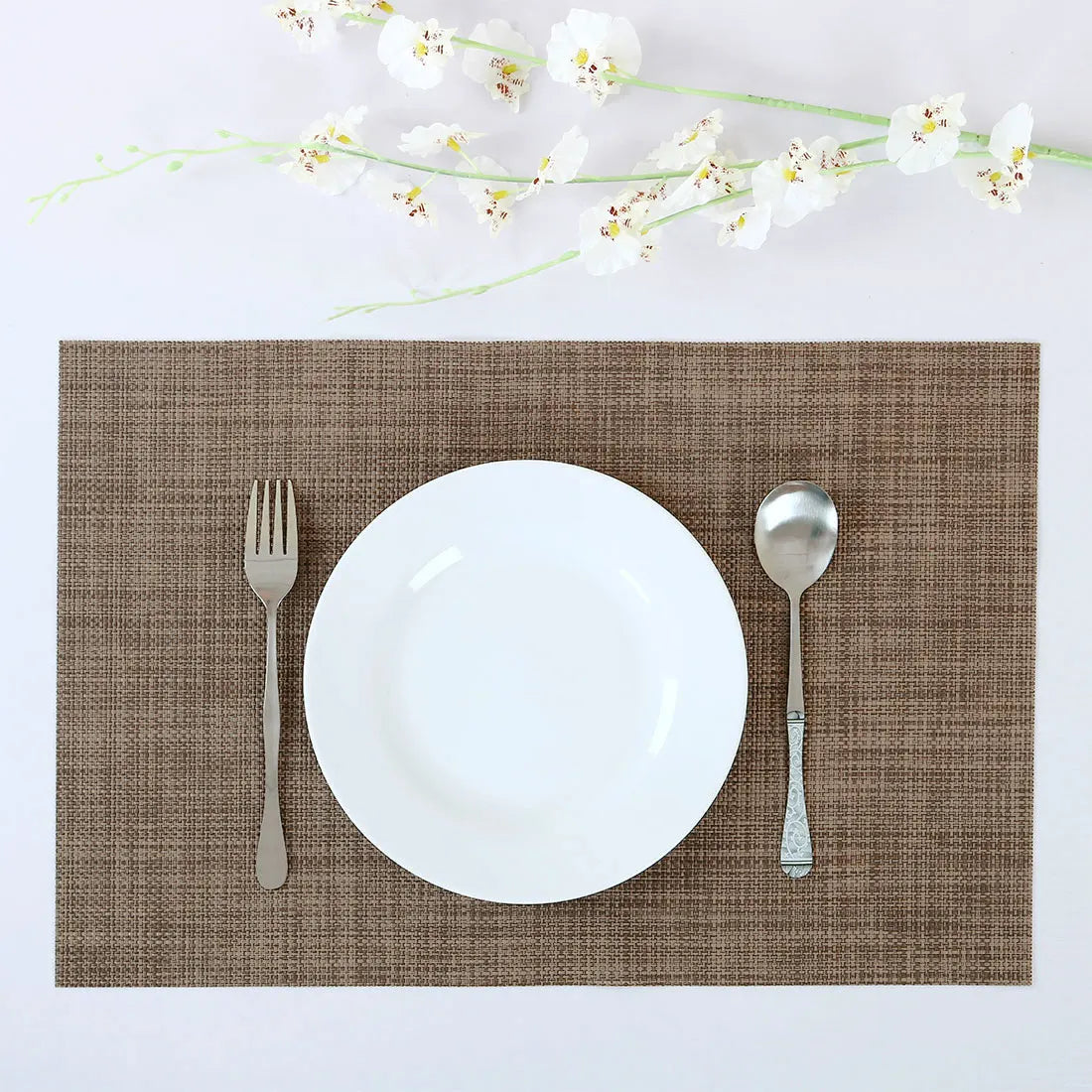 Heat Resistant Non-Skid Removable Pvc Table Mats Woven Placemats Brown 4Pcs